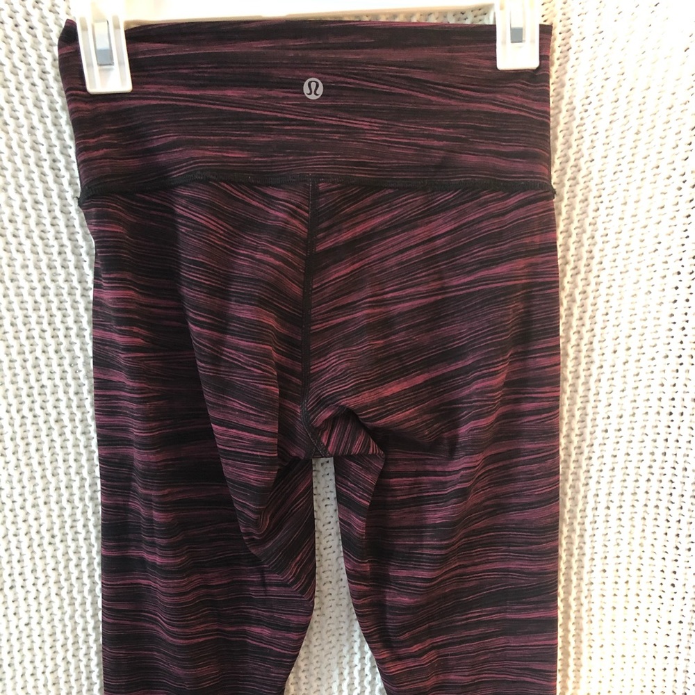 Lululemon Women’s Capri Leggings
